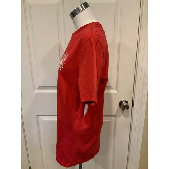 Disney x AE Red Mickey Mouse Disney Fireworks Crew Nech T-Shirt, Size Small - Picture 3 of 7